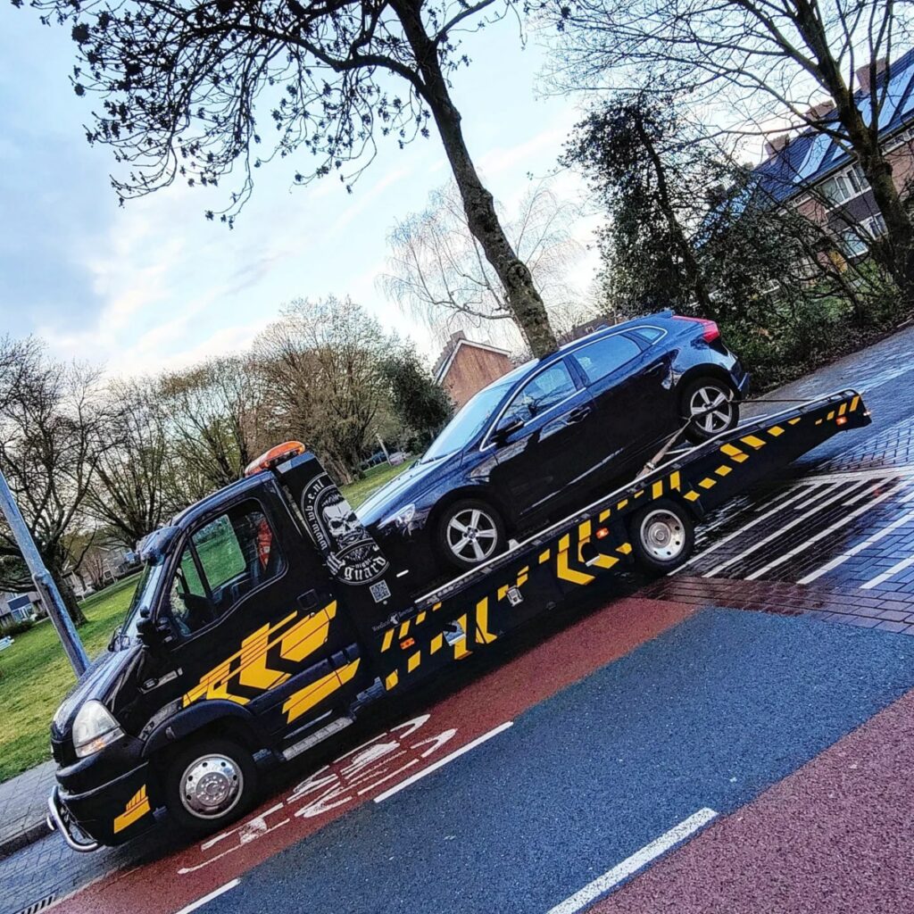 Sleepdienst Eindhoven takeldienst eindhoven pechhulp eindhoven Assistance routière Hollande Belgique Luxembourg Autotransport Eindhoven autoelektronik holandia belgia